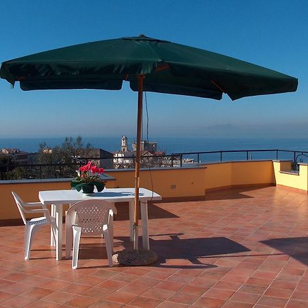 Mary'S Dream - Villa Overlooking Capri And Ischia In Sorrento Peninsula 马萨鲁布朗斯 外观 照片