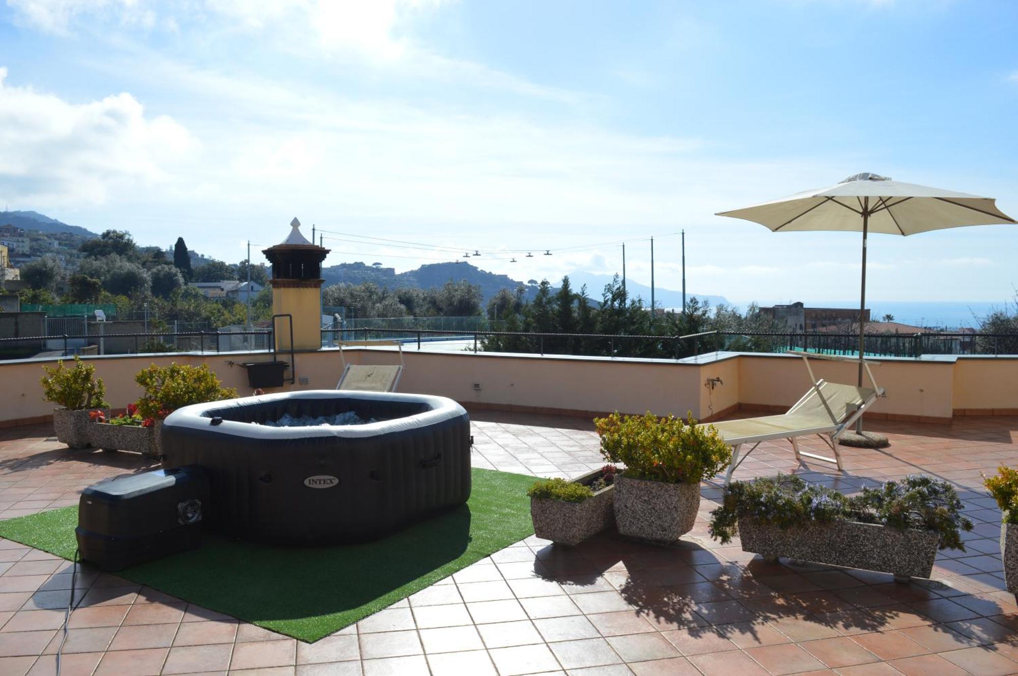 Mary'S Dream - Villa Overlooking Capri And Ischia In Sorrento Peninsula 马萨鲁布朗斯 外观 照片