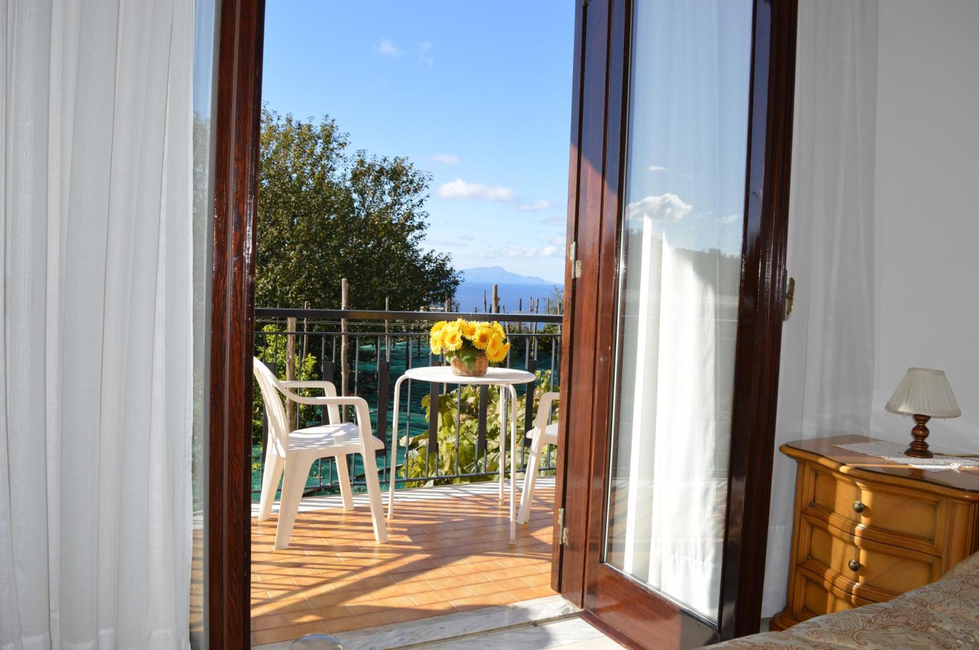Mary'S Dream - Villa Overlooking Capri And Ischia In Sorrento Peninsula 马萨鲁布朗斯 外观 照片
